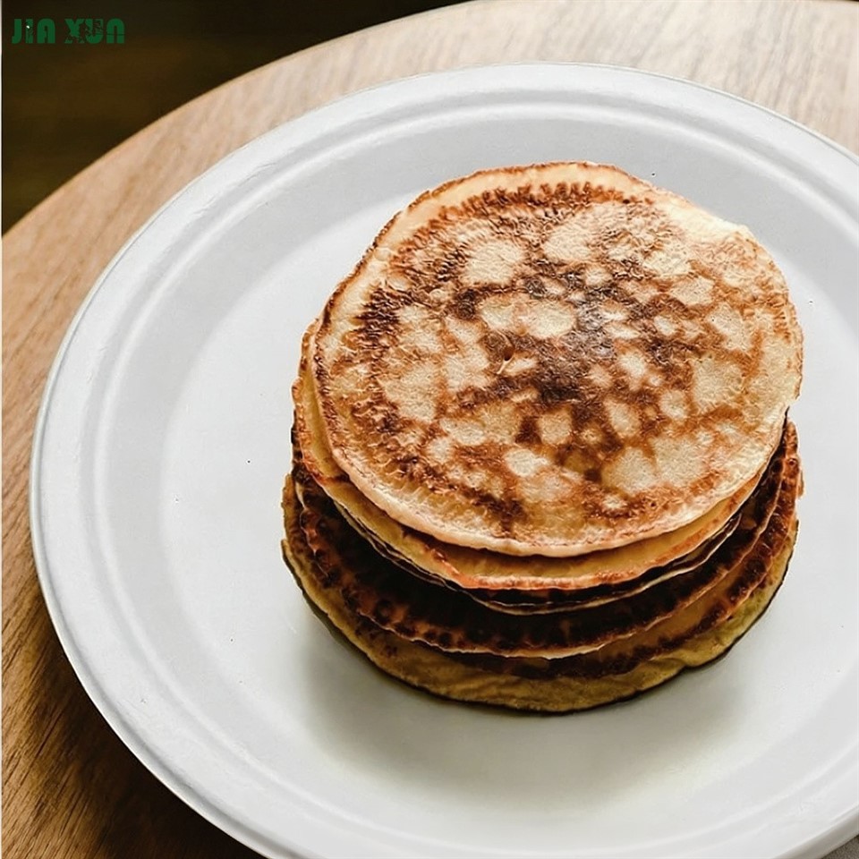 PFAS-free sugarcane plates